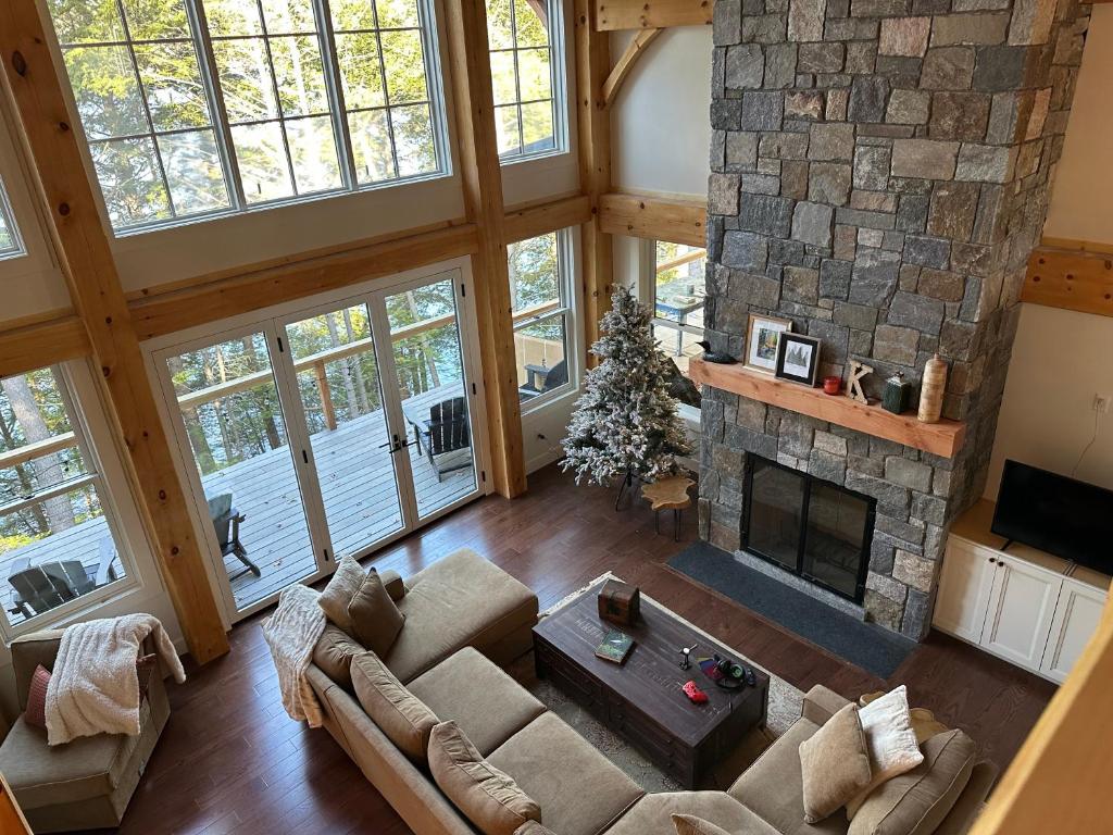 Paradox Lakeside, Paradox