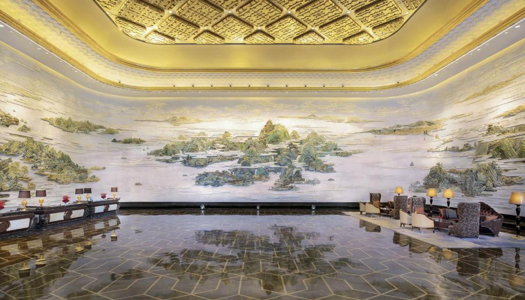 Wanda Reign Wuhan photo