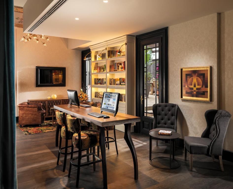 Shared lounge/TV area, Boutique Hotel H10 Catalunya Plaza in Barcelona