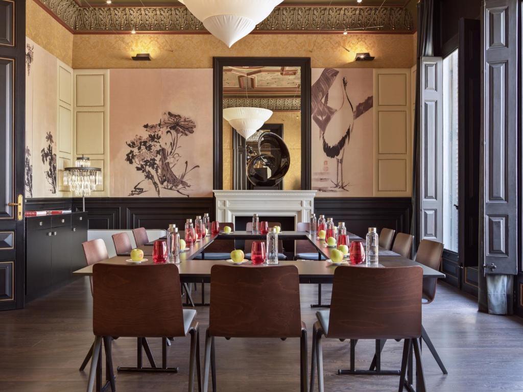 Tárgyalóterem/bálterem