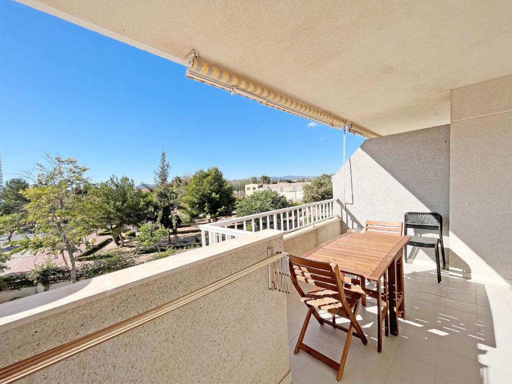 Global Properties, Apartamento de 3 dormitorios y terraza en la playa de Canet, Canet de Berenguer