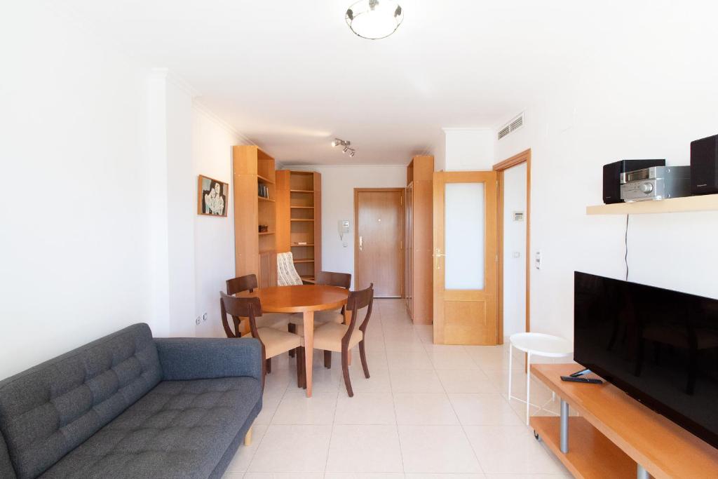Global Vacacional, Apartamento de 3 dormitorios y terraza en la playa de Canet - 4