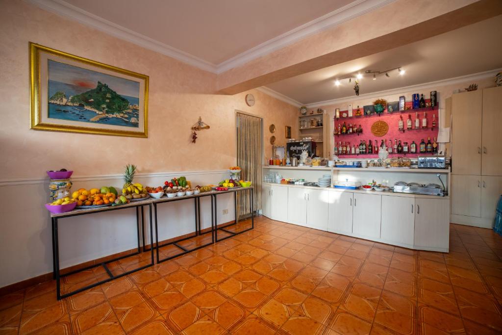 Taormina Garden Hotel - 2