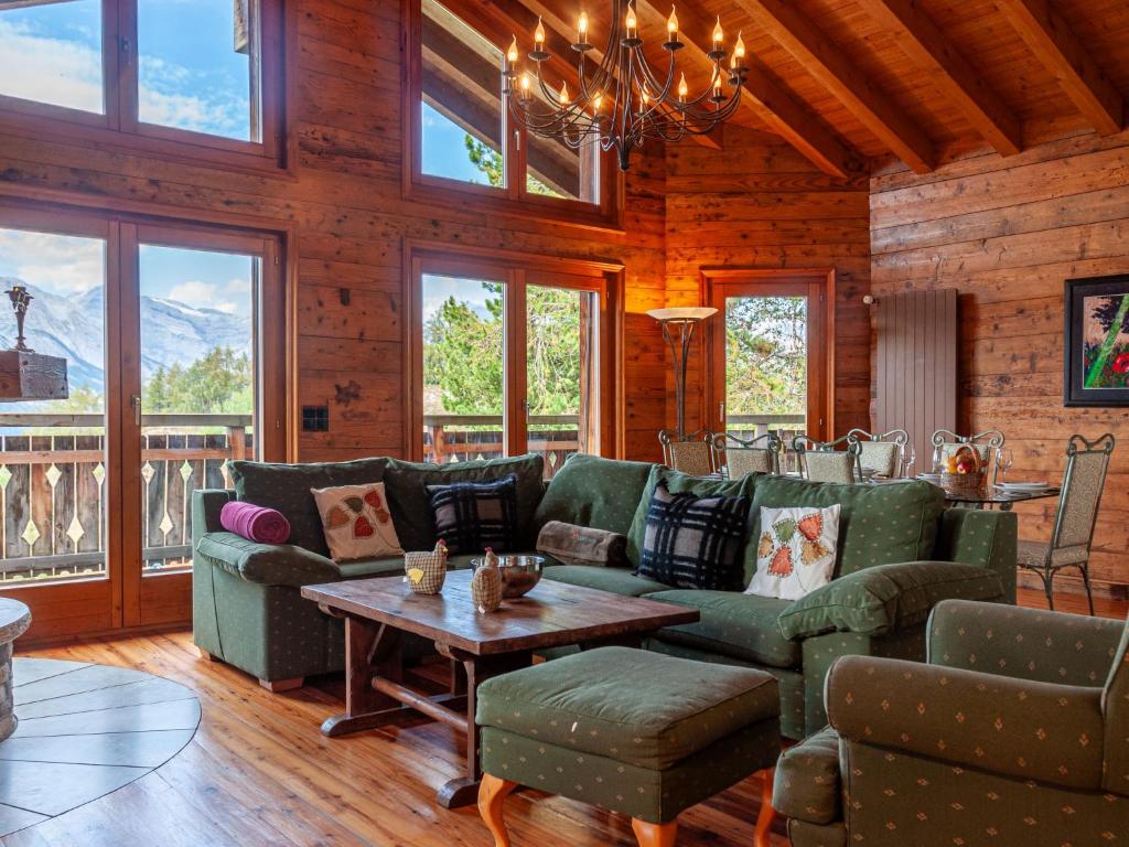 Chalet Belle Vue by Interhome - 2