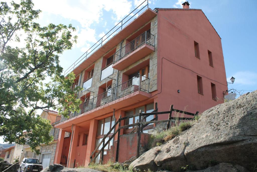 Hoyo de Los Lobos, Hoyocasero