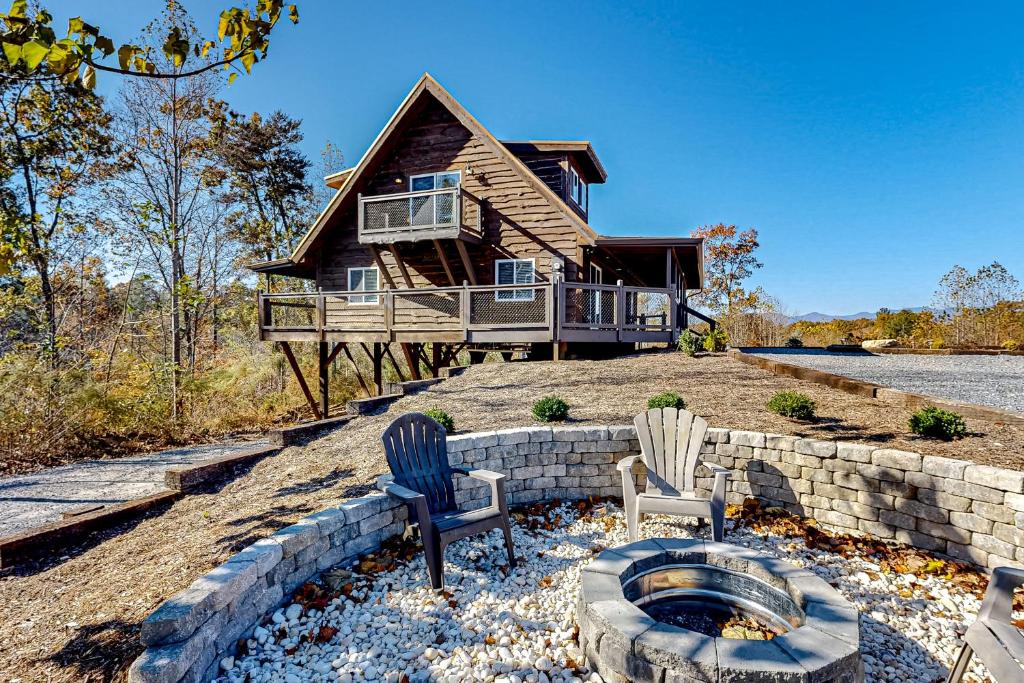 Mitchell Cabin, Nebo