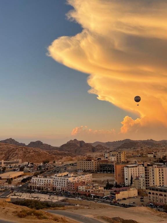 RoadHouse - Petra, Wadi Musa