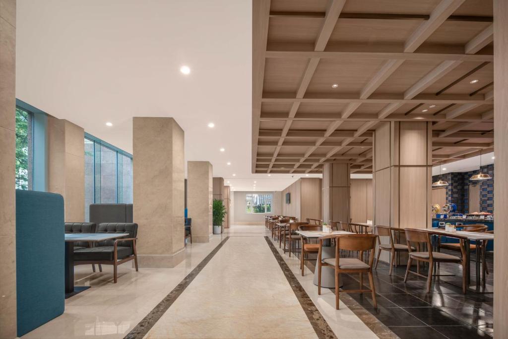 Restaurant, Holiday Inn Express Beijing Downtown By IHG in Beijing