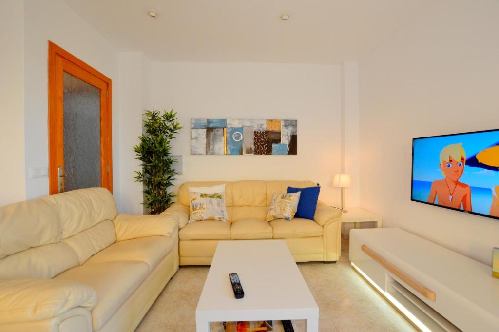 Luminoso apartamento a pocos metros de la playa - 1