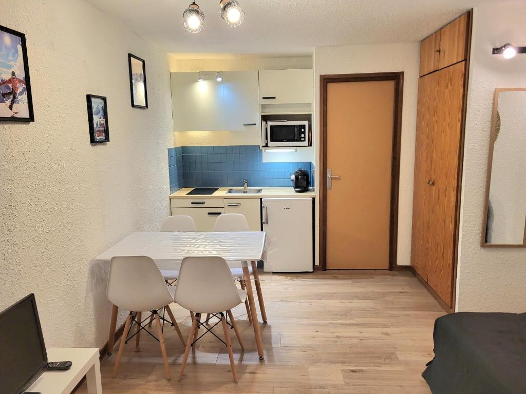 Appartement 4pers rénové de 24M2 pied des pistes - 1