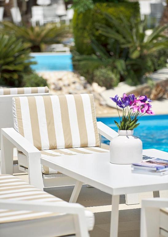Glavas Inn Hotel — Swimming pool in Gerakini, Central Macedonia