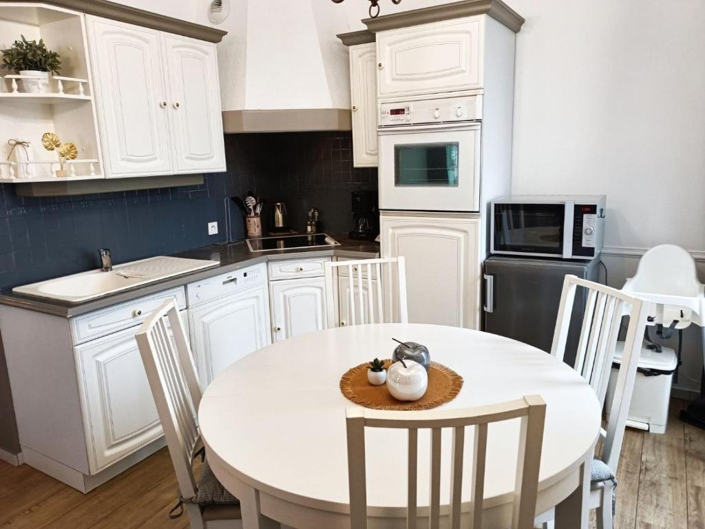 Le 1A, Charmant Appartement au Cœur de la Ville - 4