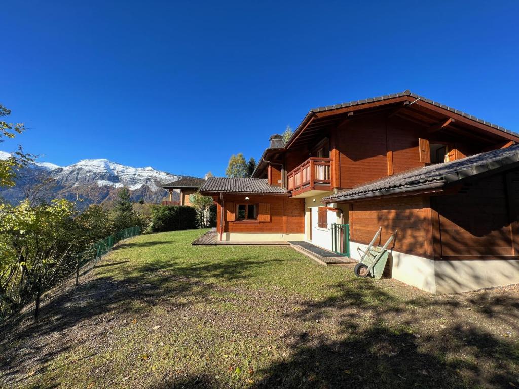 Chalet Haut Standing à proximité du centre (CH228) - 3