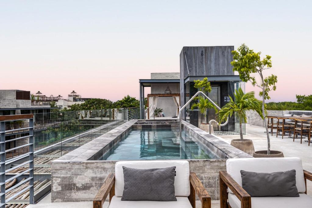 Waterworld Tulum 2BR w Cenote -Lagoons - Big Gym - 2