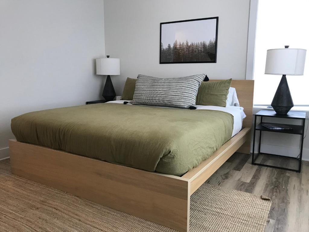 Apartment in Heart of Crozet Near KFV - Mtn Views 302, Crozet