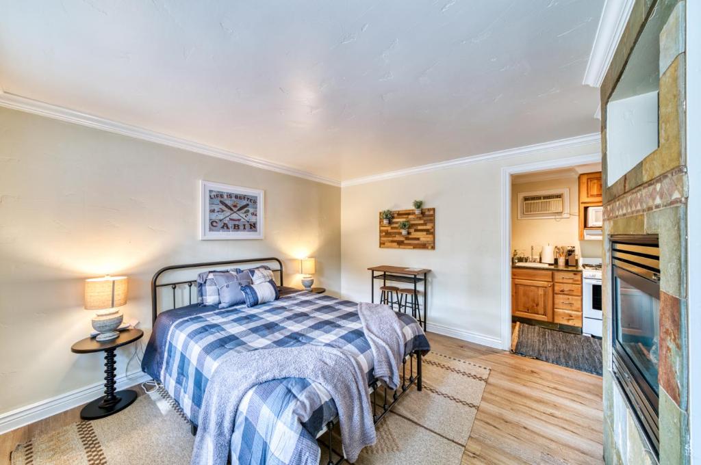 Moose and Maple Lodge, South Lake Tahoe