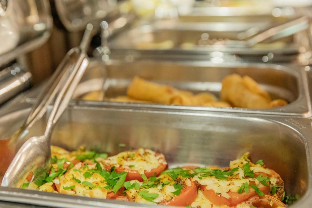 อาหารและเครื่องดื่ม