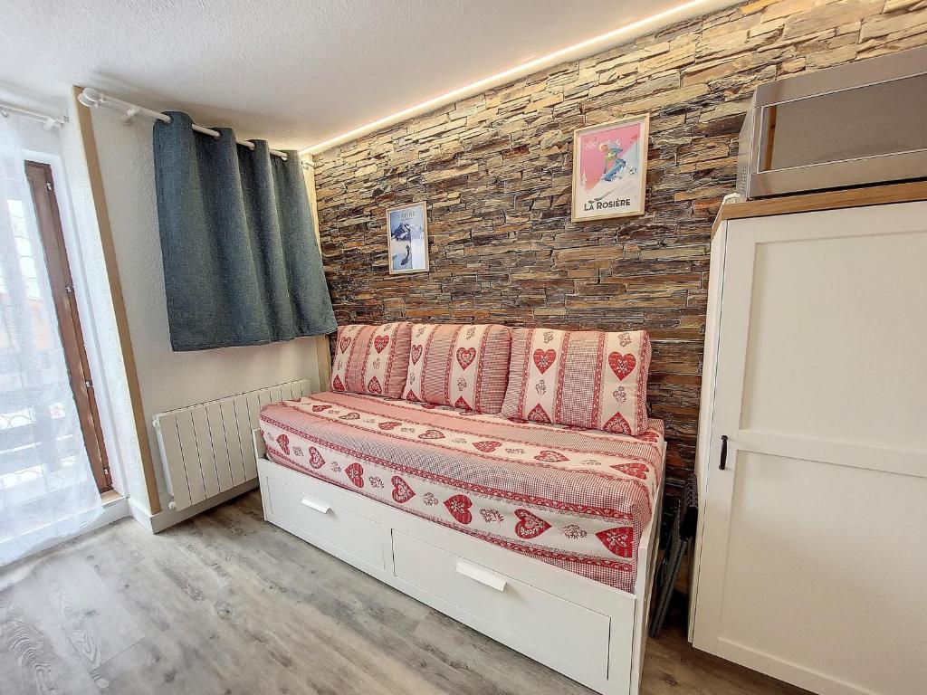 Studio rénové au pied des pistes avec balcon - 3