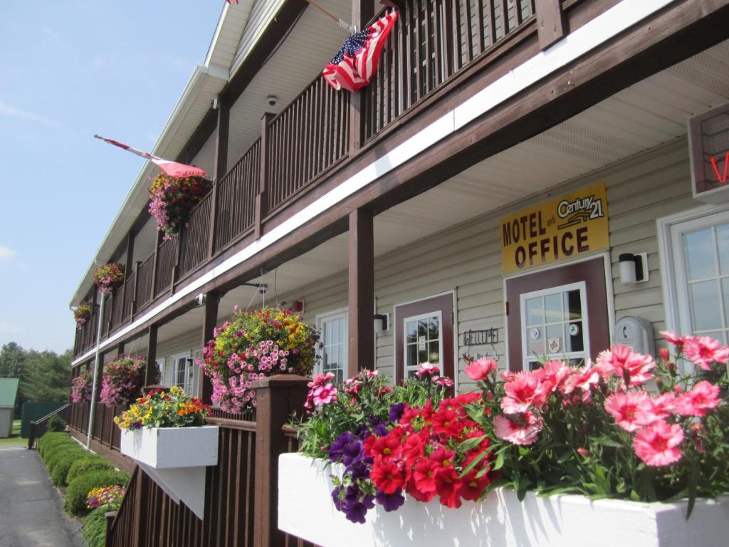 Bishops Country Inn Motel photo