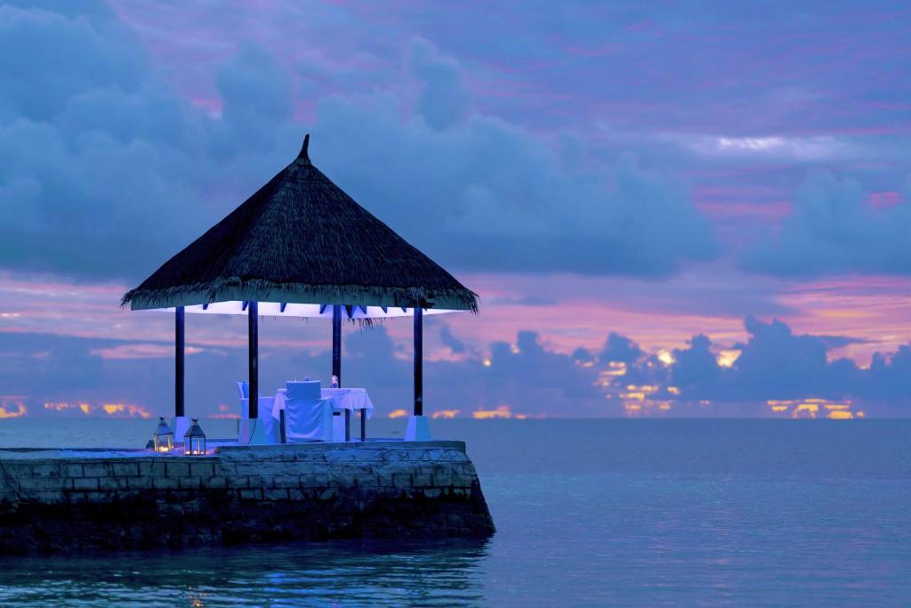 OBLU NATURE Helengeli-All-Inclusive with free Transfers — Restaurant & bars in Helengeli, Kaafu