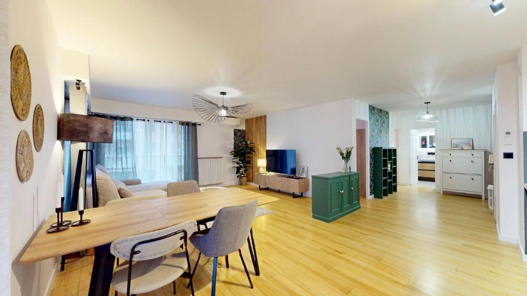 Cosy 2 bedroom near Port - 5