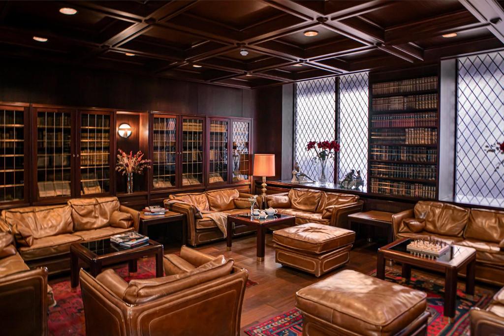 Lobby, Hotel Holt in Reykjavik