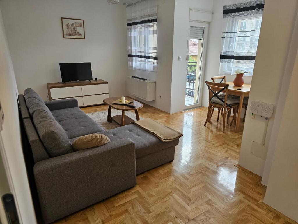 Dimos Apartman, Bijeljina