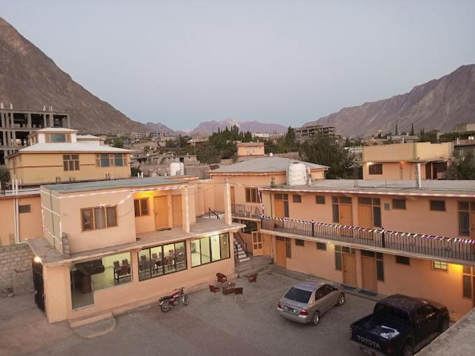 Bab e Gilgit Inn, Gilgit