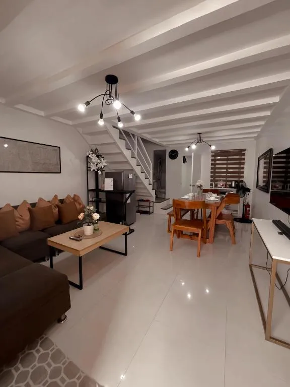 The Doll House 2.0, hotel in Abucay