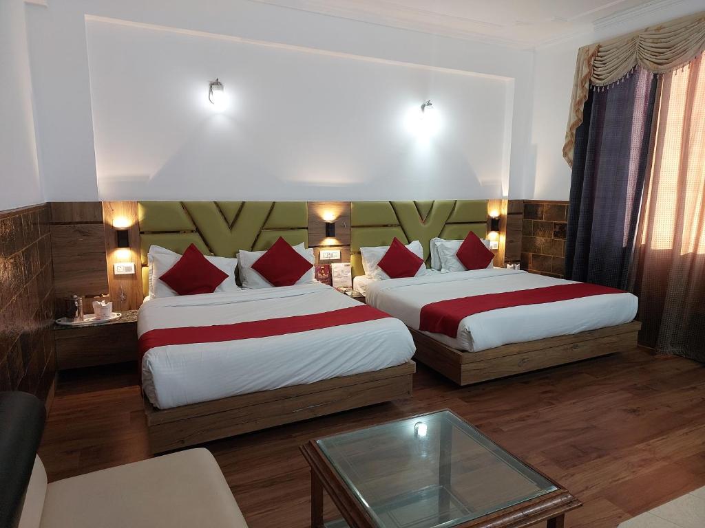 2. Hotel Ba..