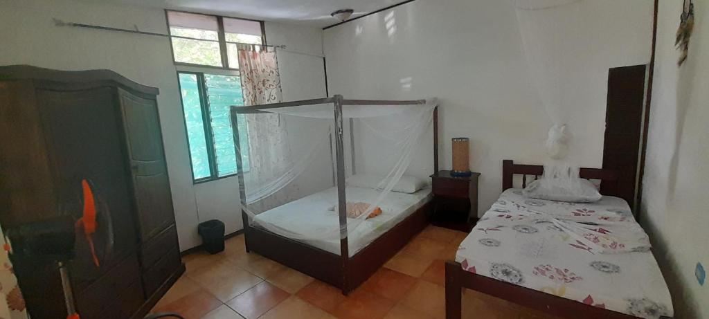  Triple Room with Private Bathroom