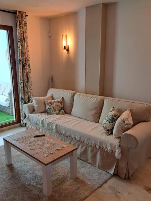 Olivia Sunny 2 bedroom Apartament Punta Prima - 5