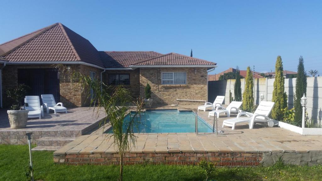 Ebenezer Guesthouse Bluewater Bay, Port Elizabeth 2024 Updated Prices