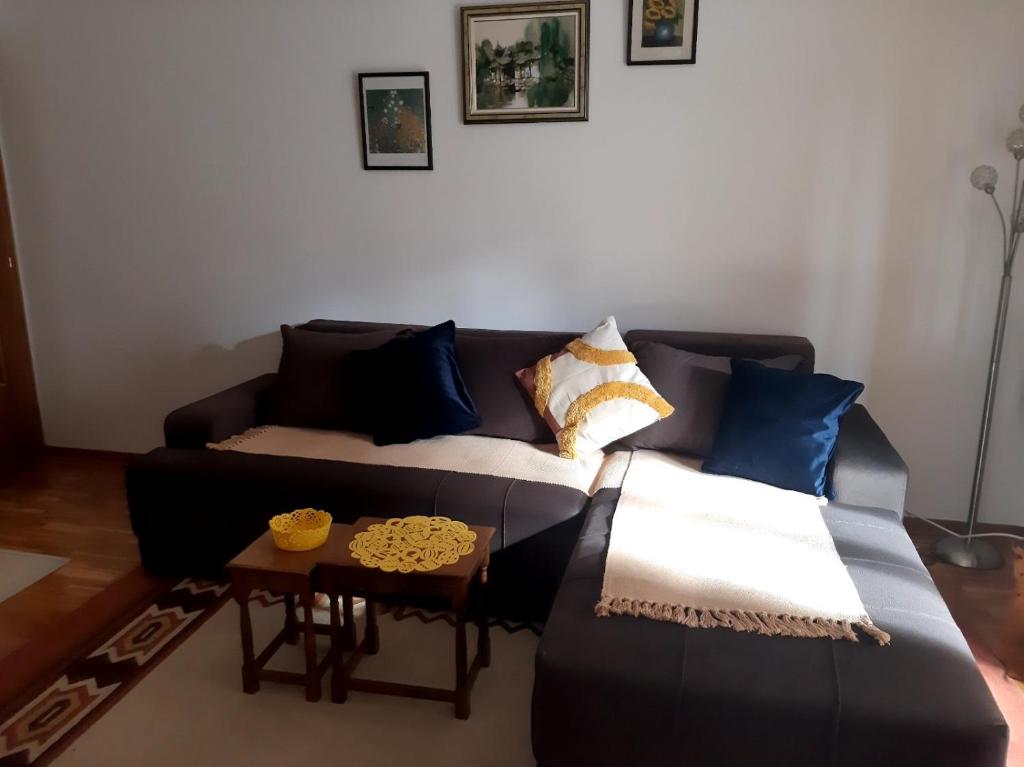 Zlatni apartman - 4