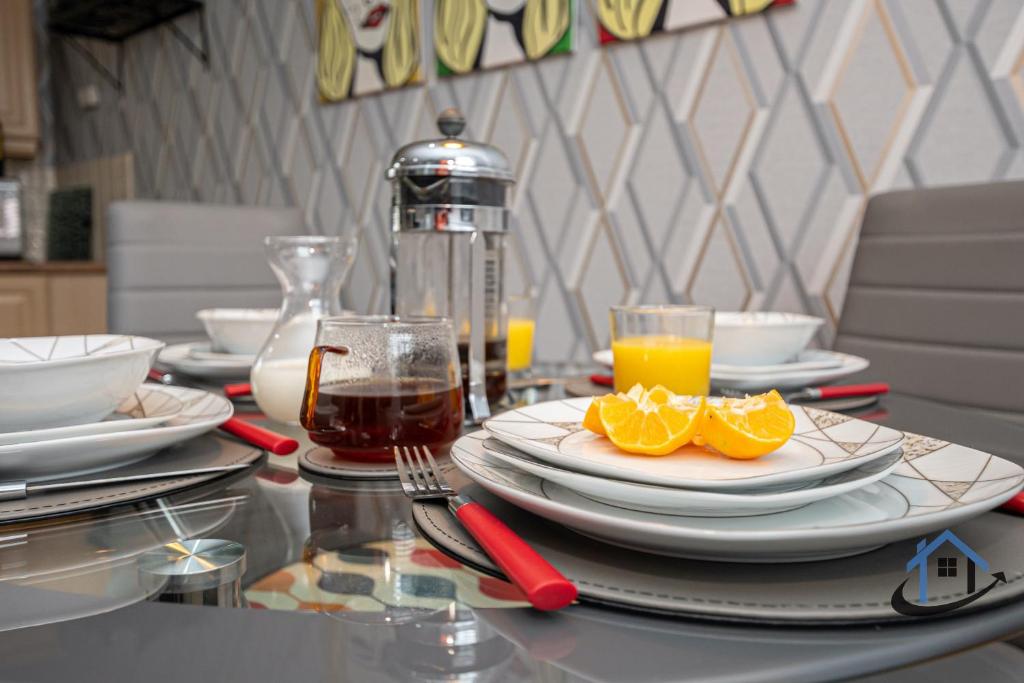 Garfield House, allocated parking, free wi-fi, pets, corporates welcome