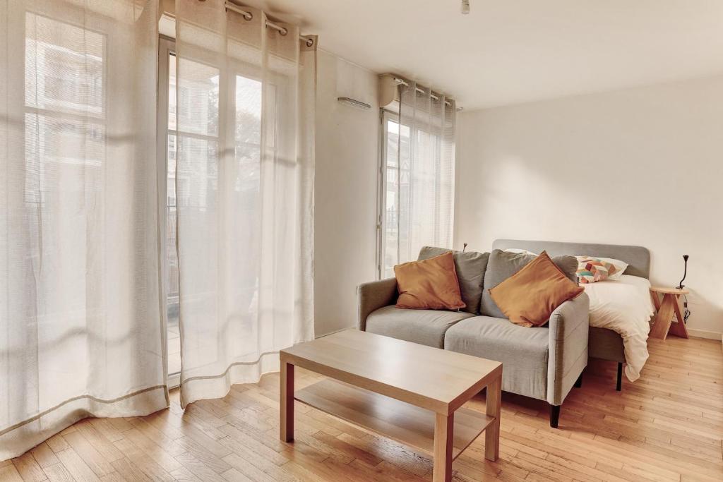 Le Curie - Saint Cyr, Saint-Cyr-lʼÉcole