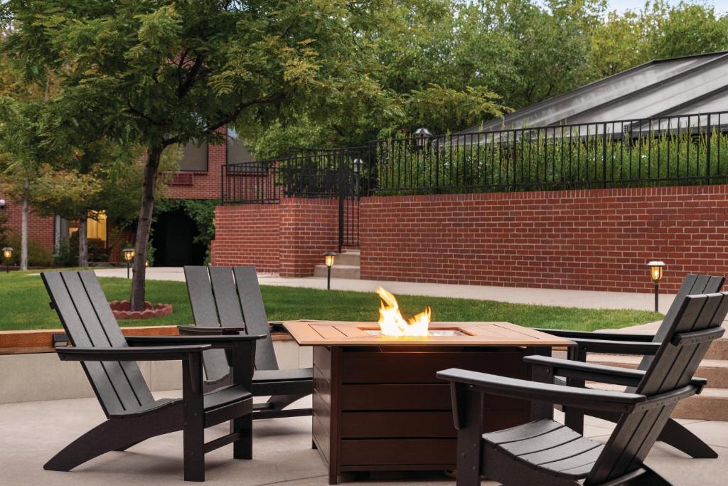 Radisson Hotel Colorado Springs Airport