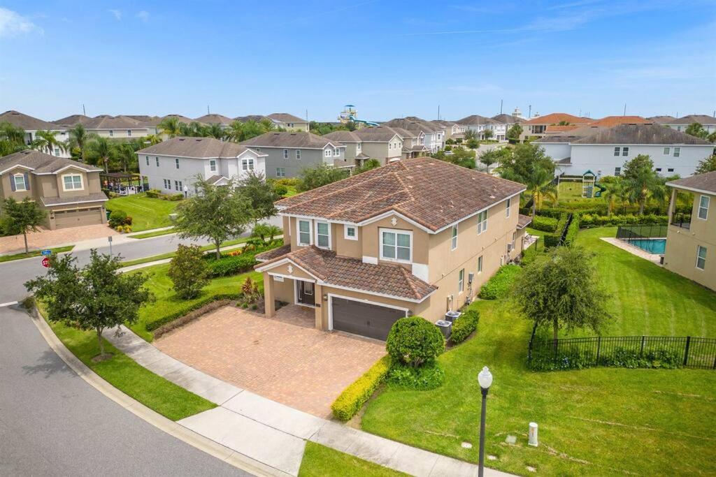 9 Ensuite bedrooms Pool/Spa/Theater, Orlando