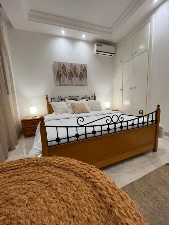 Sublime duplex au Bardo Tunis, hotel in Le Bardo
