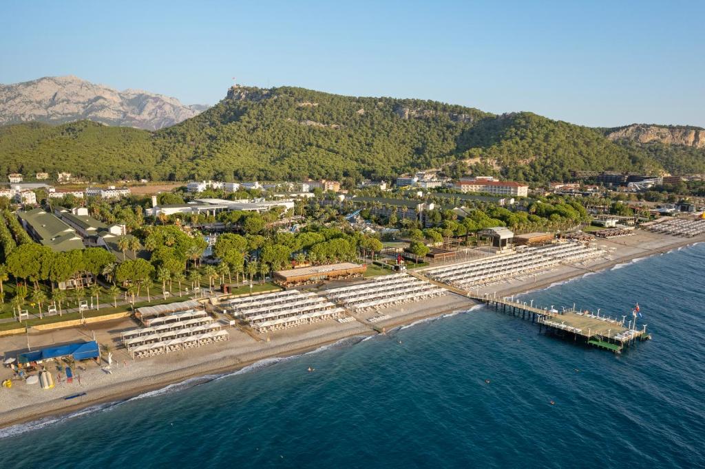 Dobedan World Palace Hotel ''Ex Brand Alva Donna World Palace '' — Plaża in Kemer