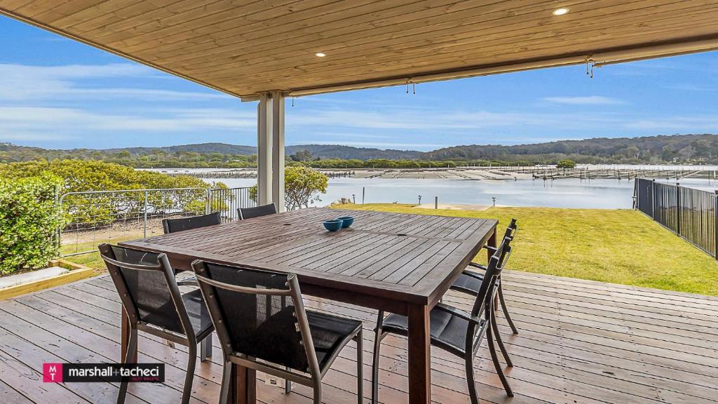 Bermagui River View - Unit 1,1 Lindo Street 3 bdrm Villa, Bermagui