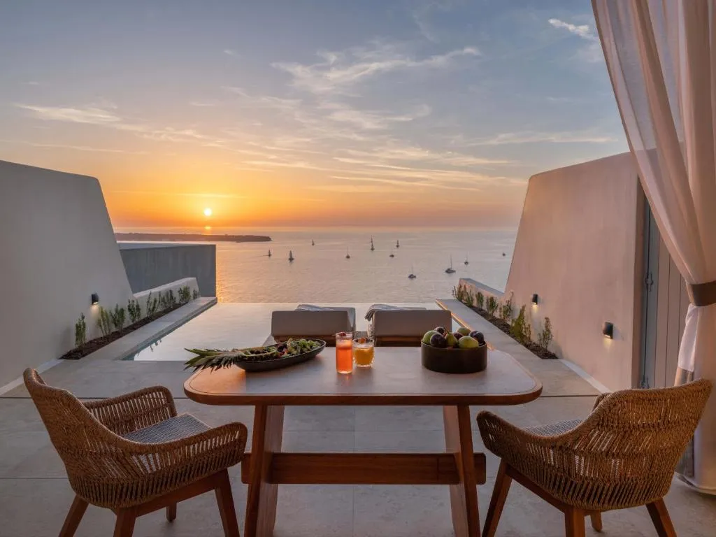 Santo Mine Oia Suites，位于伊亚的酒店