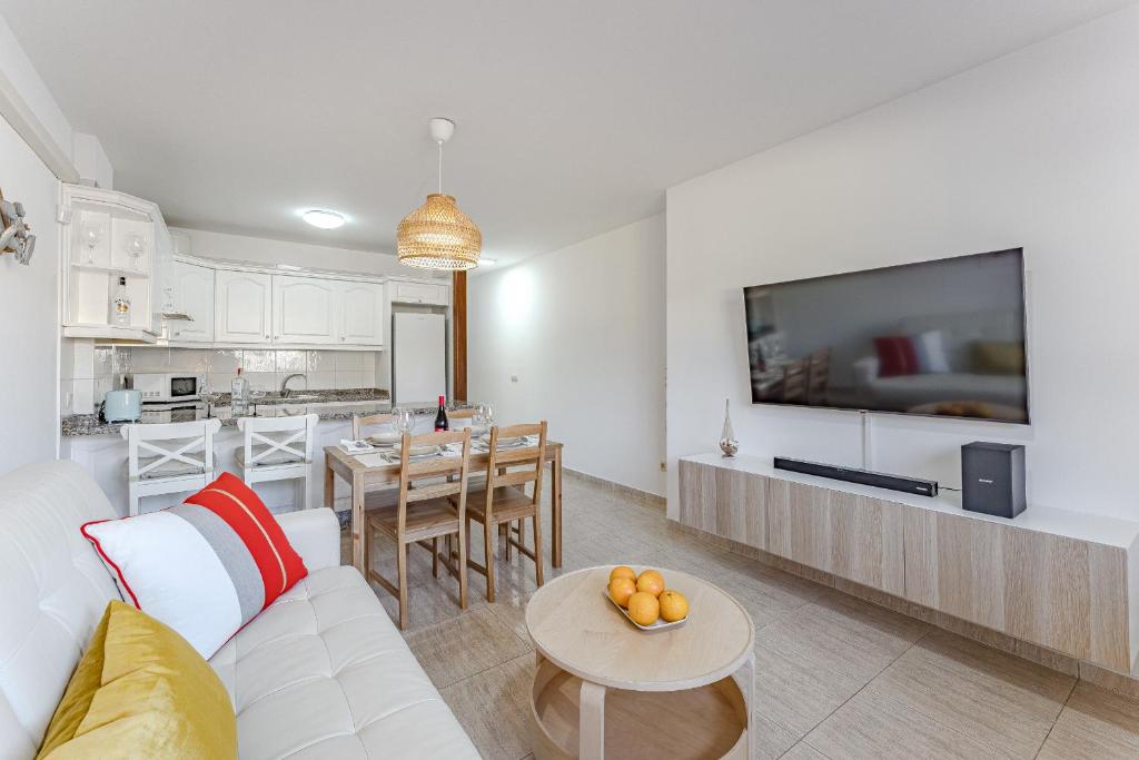Petite Homes Beach - 3