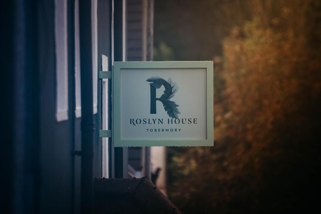 Roslyn House