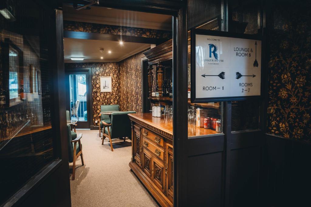 Roslyn House ラウンジ