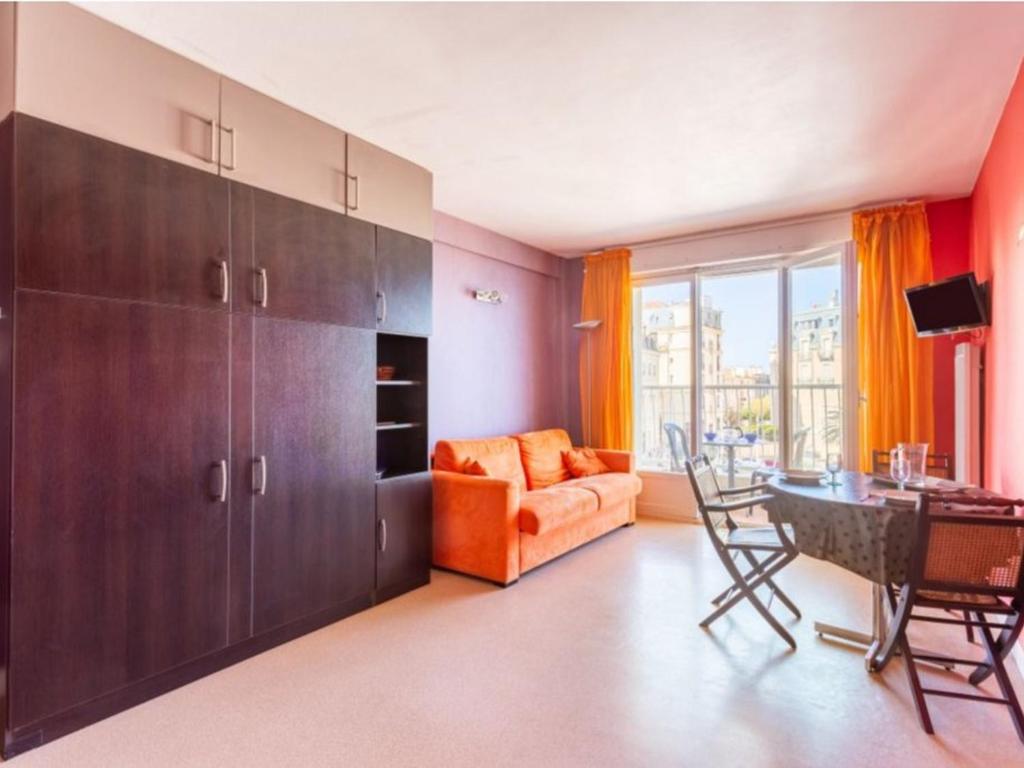 Studio central avec balcon à Biarritz - FR-1-3-597 - 5