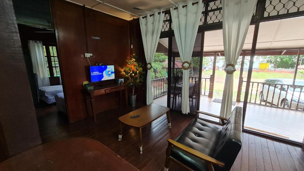 Facilities, Kampong Style Homestay Pengkalan Balak - Sea View in Malacca