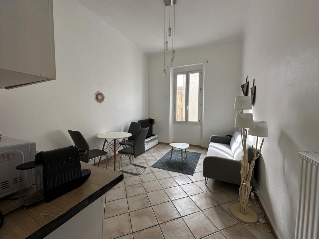 C034-Appt fonctionnel - Centre Cannes, Cannes