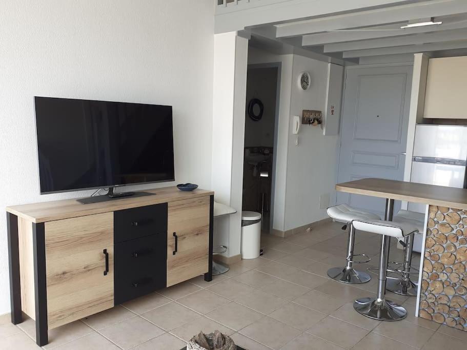 Appartement T2 mezzanine avec piscine. - 4