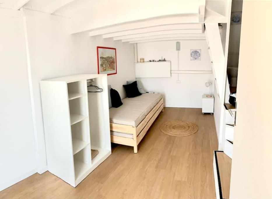 Charmant cabanon les pieds dans l’eau… - 2